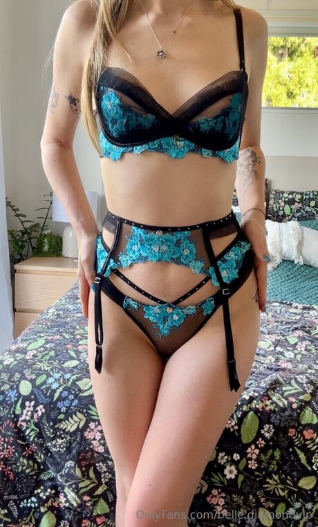 Belle Diamondvip sex model photos