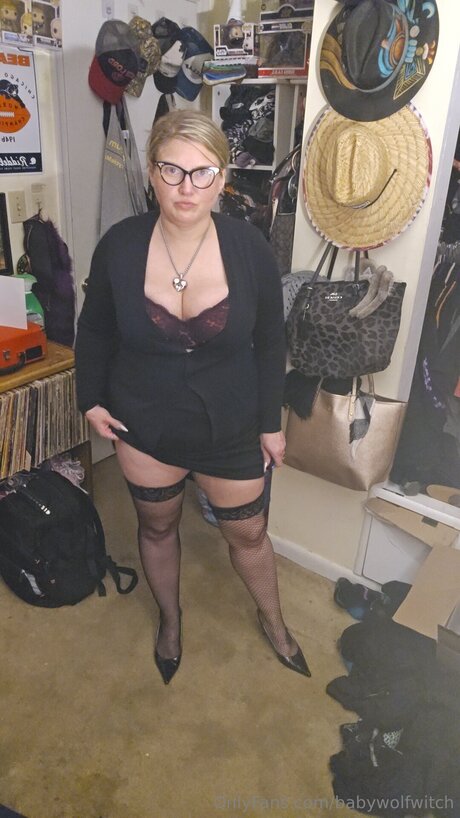 Babywolfwitch naked star pic