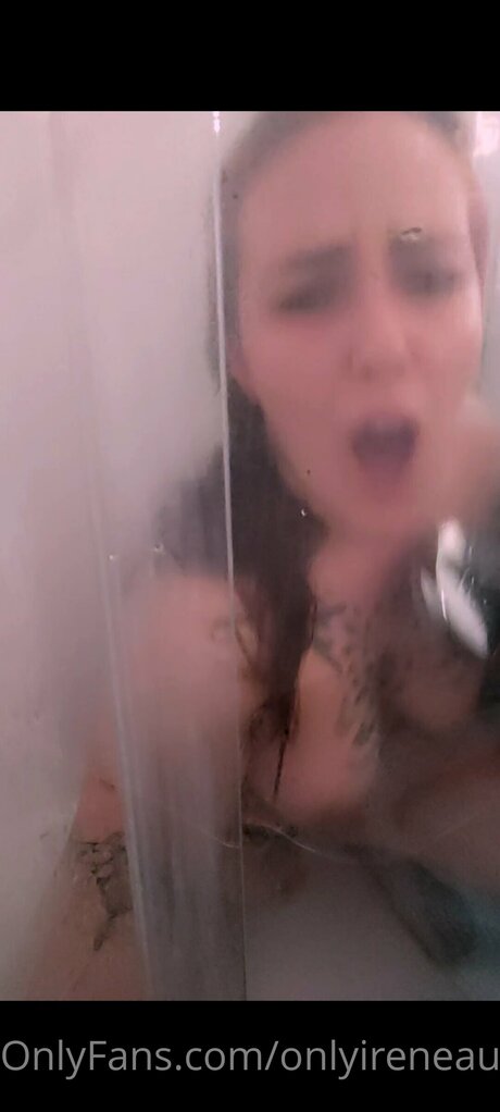 Onlyireneaura pornstar naked image