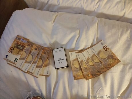 Onlyireneaura star nude archive