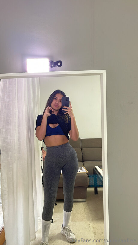 Pamelaafree pornstar nude img