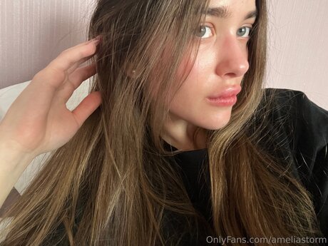 Ameliastorm pornstar pretty img