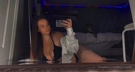 Jojoroseee star high quality photos