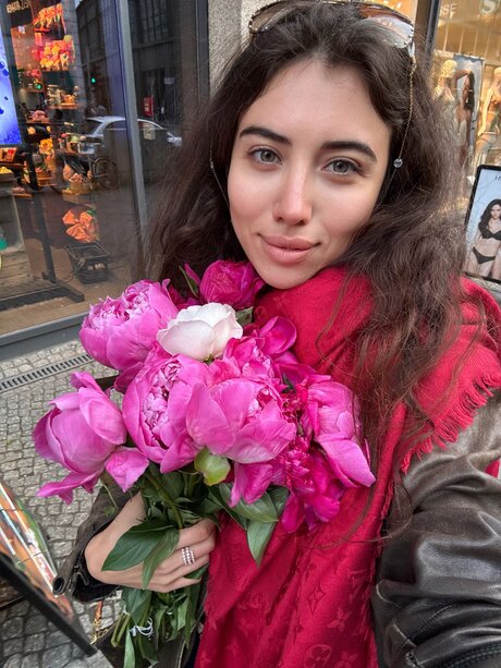 Kaira Xaen model free pics