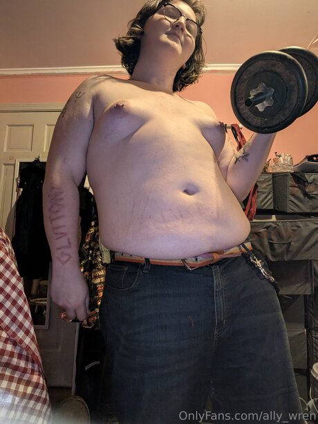 Ally Wren hd actress image