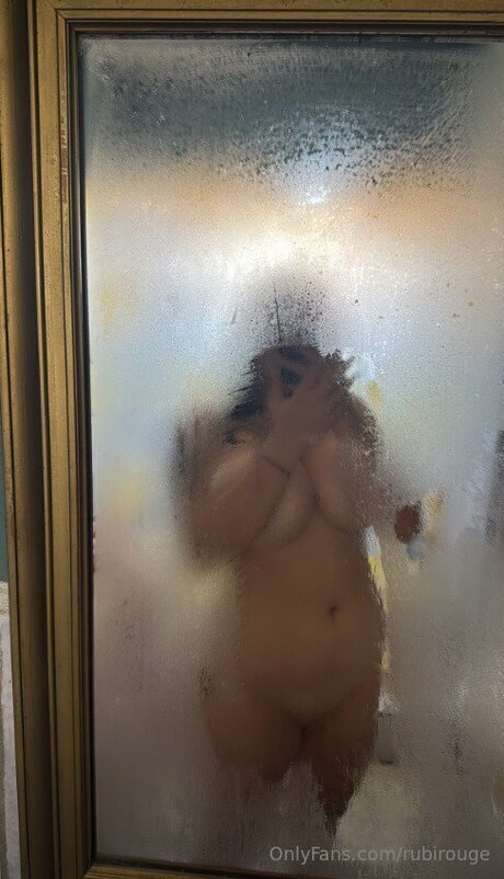 Rubirouge star top images