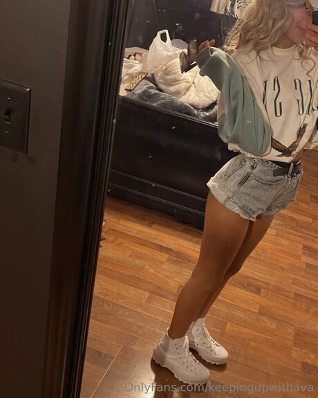 Avaswrldxoxo beautiful model gallery