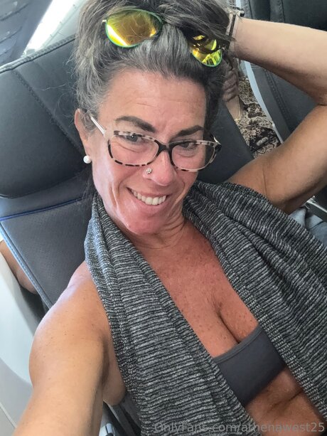 Athenawest25 porn star image