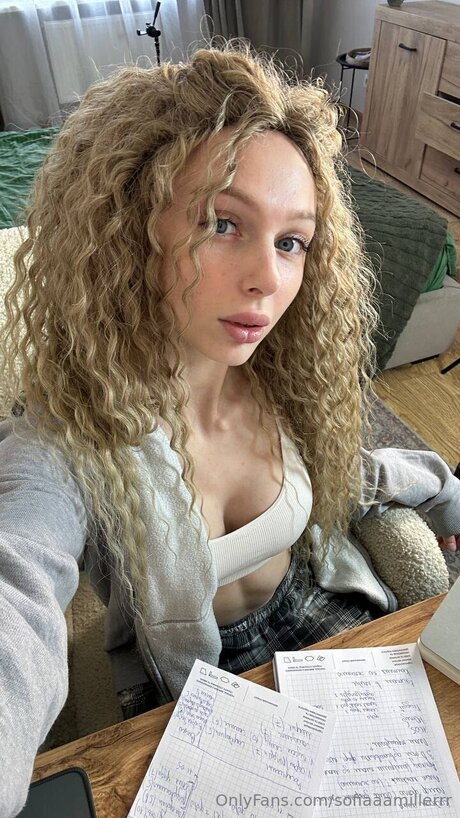 Sofiaaamillerrr beautiful model pic