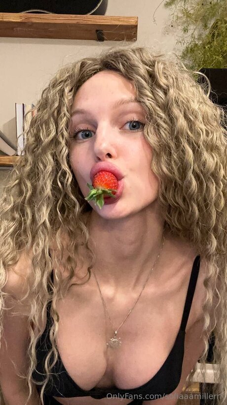 Sofiaaamillerrr star naked pics