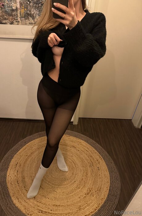 No Face Lou Vip model hd pictures