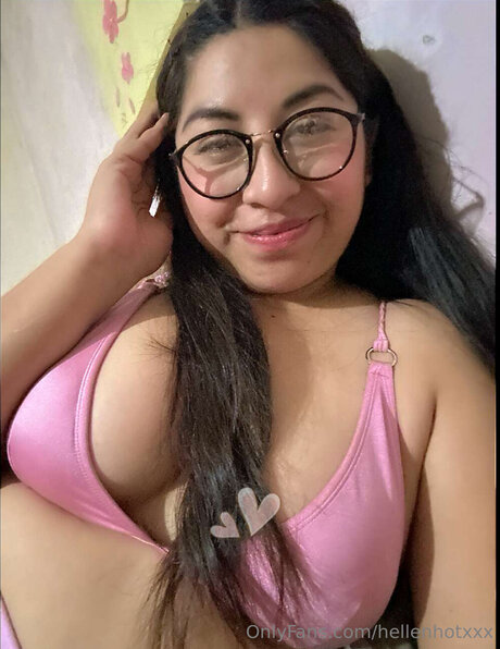 Hellenhotxxx model free img