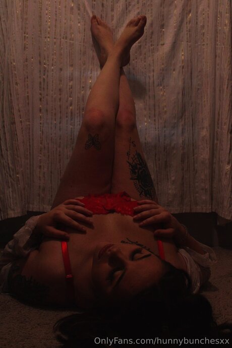 Hunnybunchesxx nudes actress photos