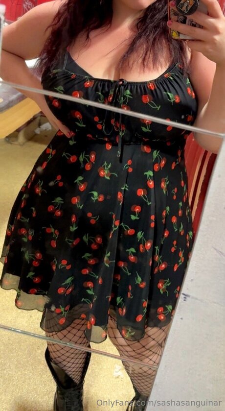 Sashasanguinar erotic pornstar photo