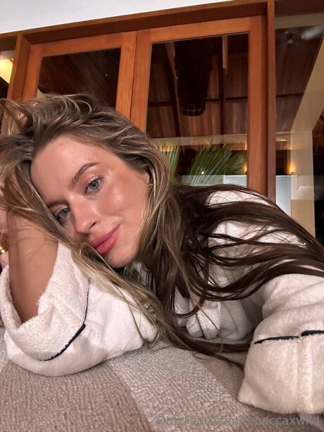 Rebeccaxwild pornstar adult img