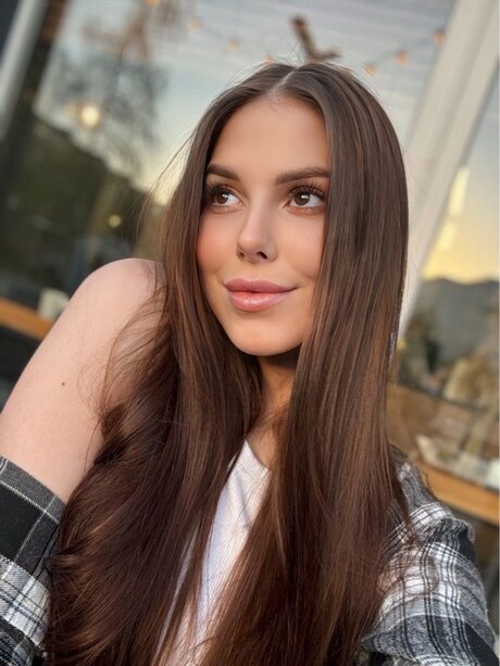 Lillie Miler model sexy images