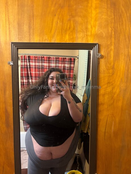 Thixxx Momma perfect pornstar image