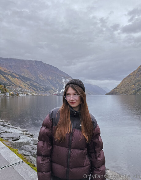 Lolla Sin best star galleries