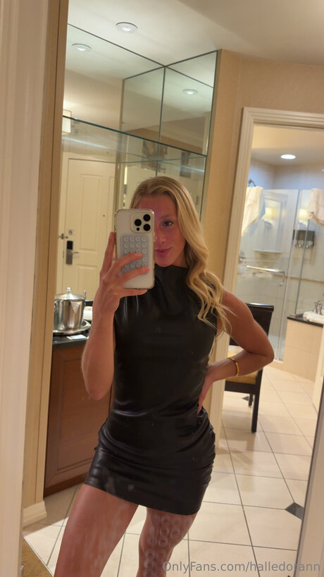 Halledorann pornstar erotic gallery