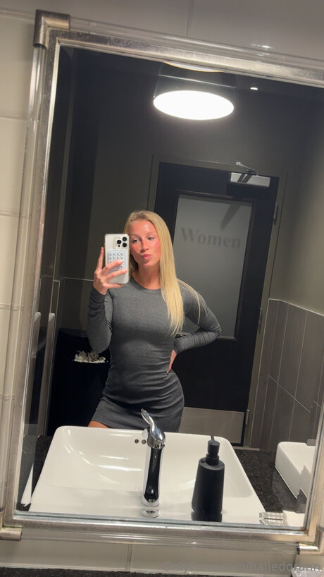 Halledorann star nudes galleries