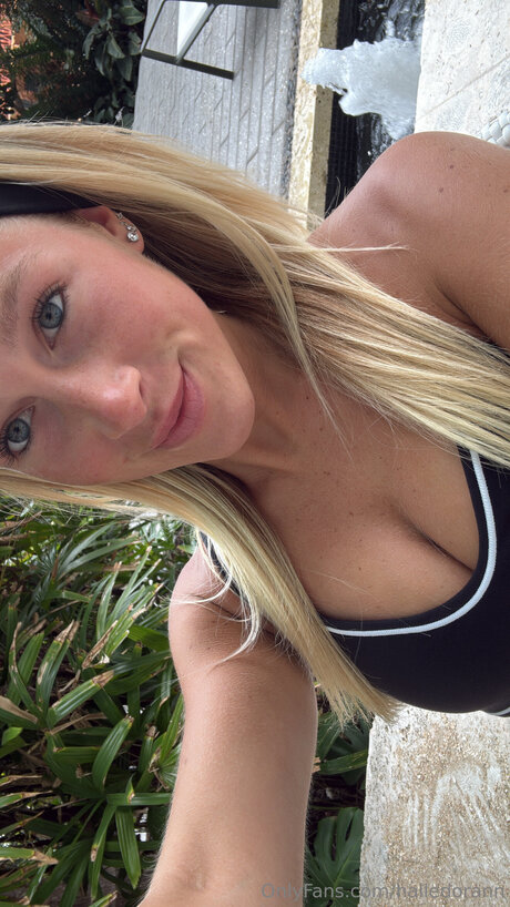 Halledorann pretty actress gallery