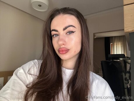 Judy Evans erotic pornstar image