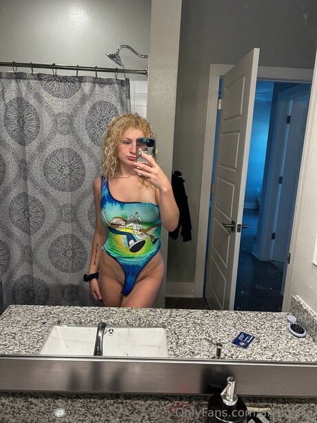 Alybolssa adult star pics