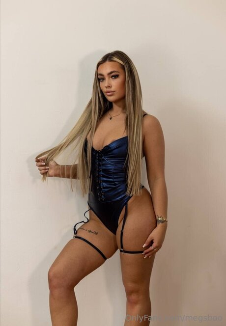 Emilyrain X top actress img