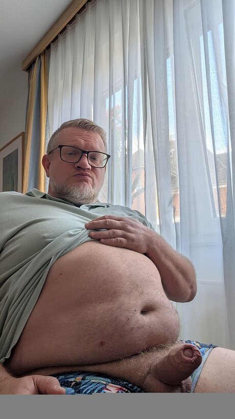 2bears1love best model image