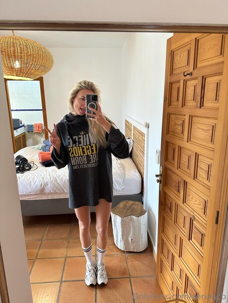 Xenaacb sexy pornstar pic