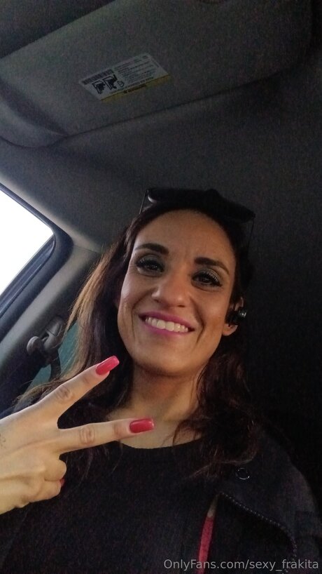 Sexy Frakita star exclusive photo