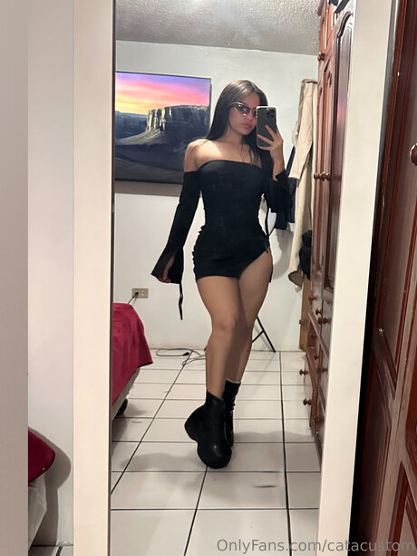 Catacustom pretty model pics