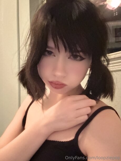 Loopziepop high quality actress pictures