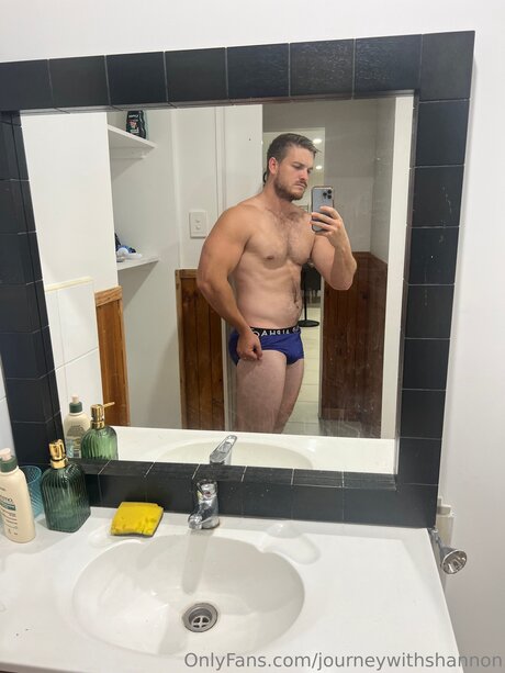 Journeywithshannon art star pic