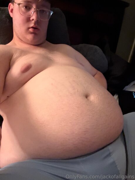 Jackofallgains pornographic model img