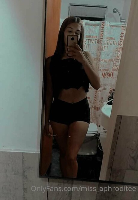 Miss Aphroditee star top archive