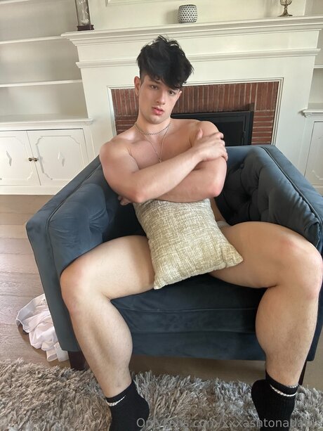 Ashtonadamsx art pornstar pictures