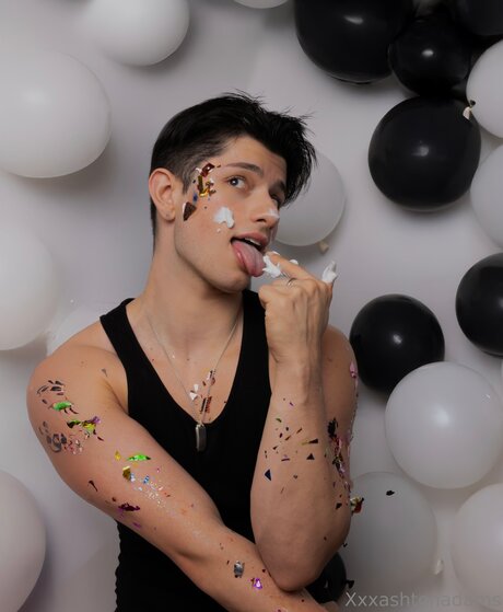 Ashtonadamsx perfect star img