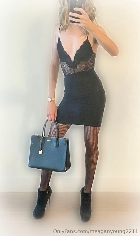 Meaganyoung2211 pornstar erotic galleries