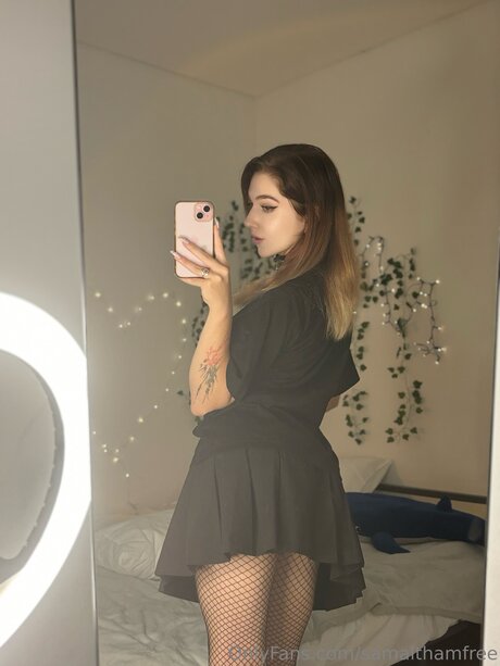 Samaltham69 high quality model pic