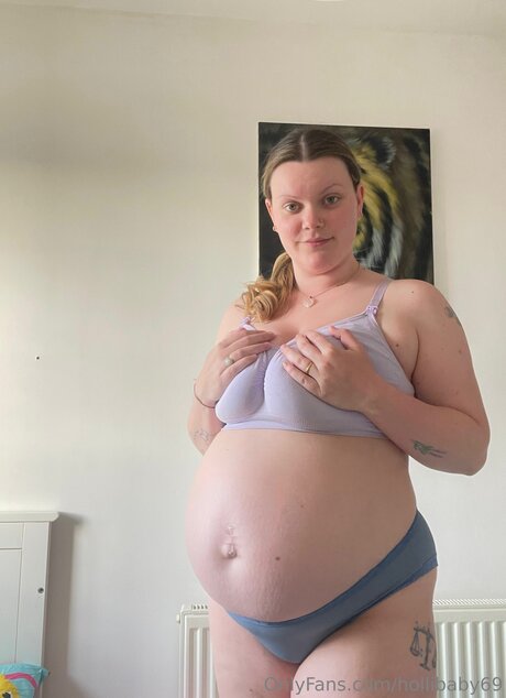 Hollibaby69 actress img
