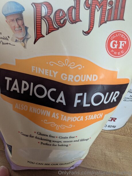 Natures Lil Nymp xxx model photo