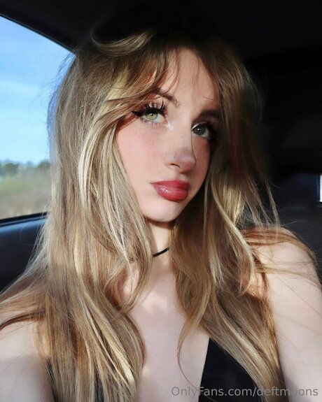 Deftmoons pornstar images