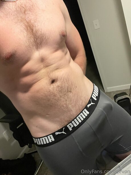 Qevon model porn photos