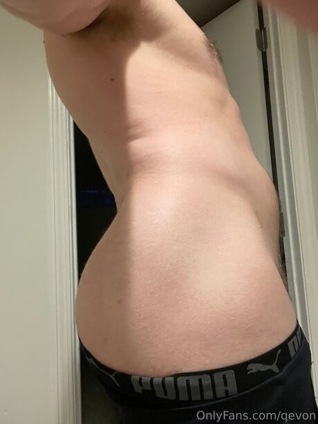 Qevon model free galleries