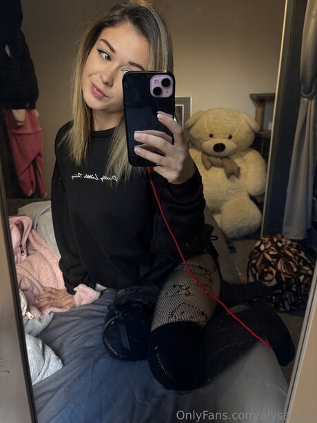 Alysabear sexy pornstar images