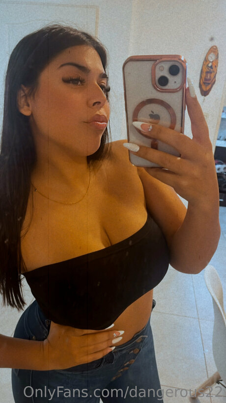 Dangerous22 pornstar hot photos