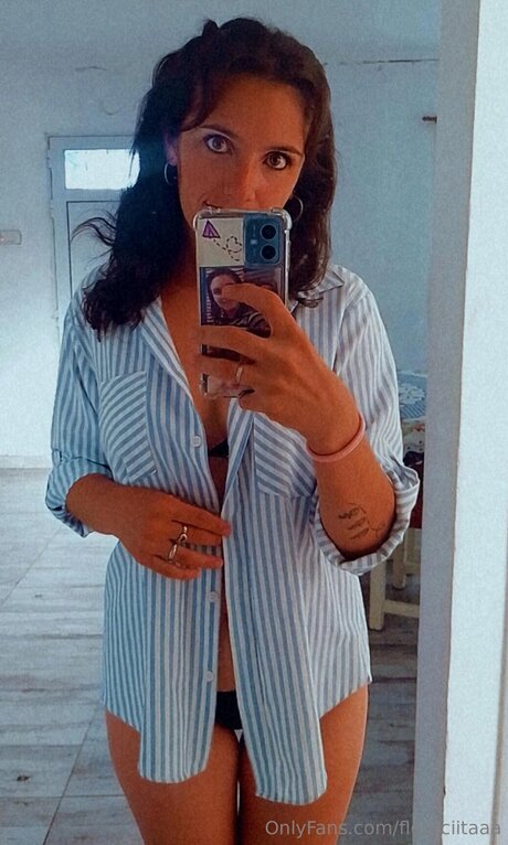 Floorciitaaa naked actress photo