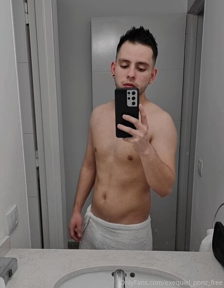 Exequiel Ponz Free pornstar nude gallery