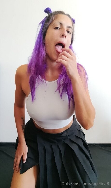 Angelina8 Profile pic